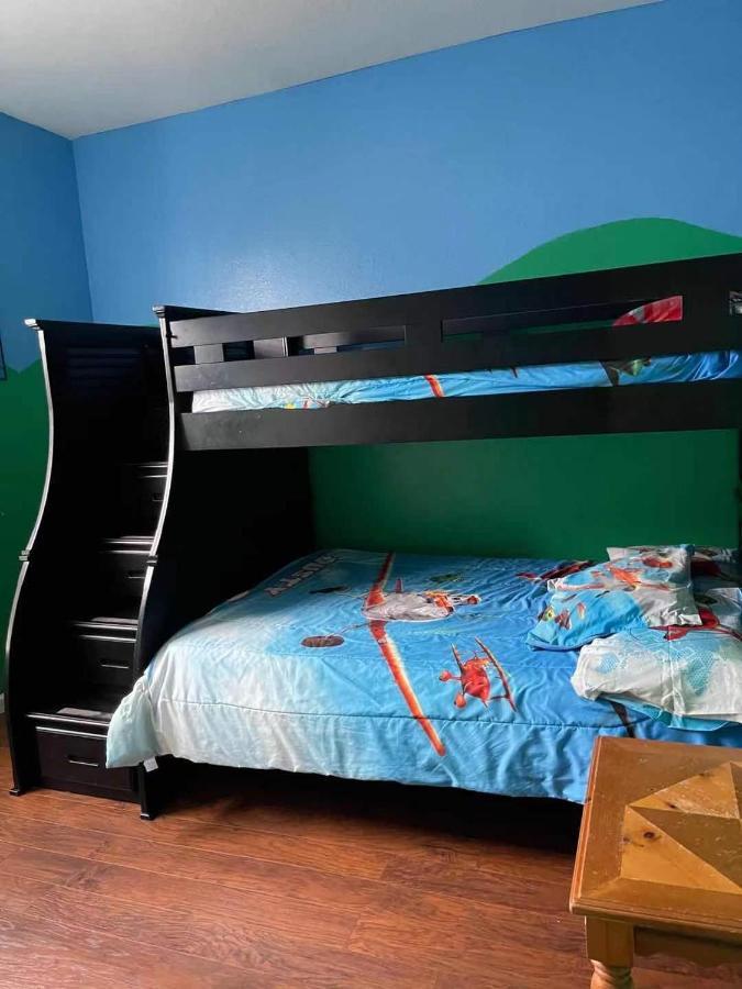 Resort-Style Condo Near Disney World キシミー エクステリア 写真