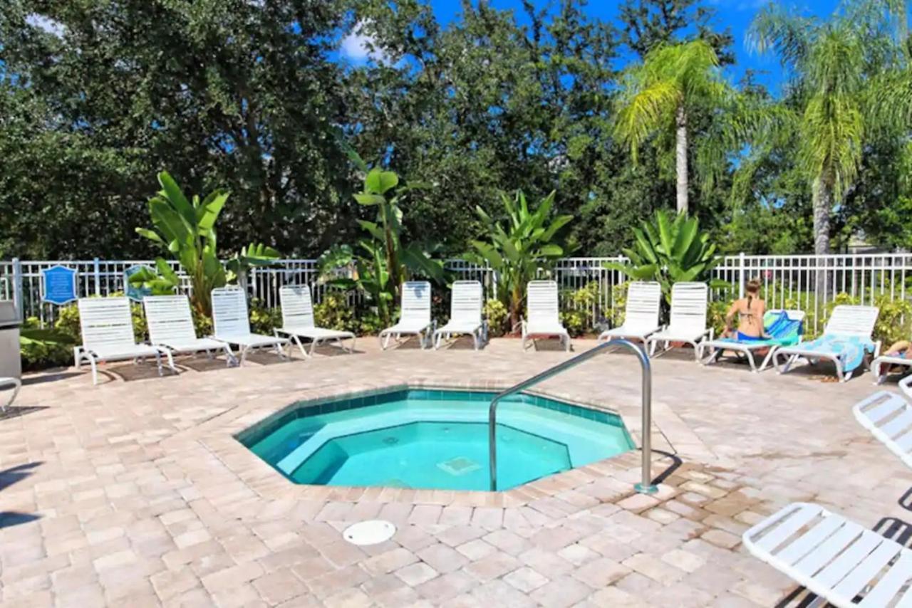 Resort-Style Condo Near Disney World キシミー エクステリア 写真