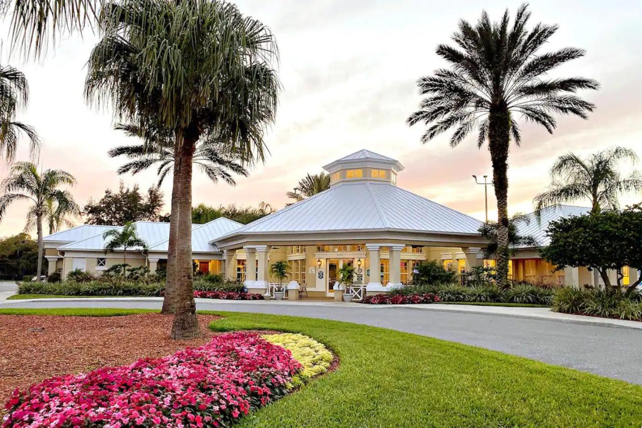 Resort-Style Condo Near Disney World キシミー エクステリア 写真