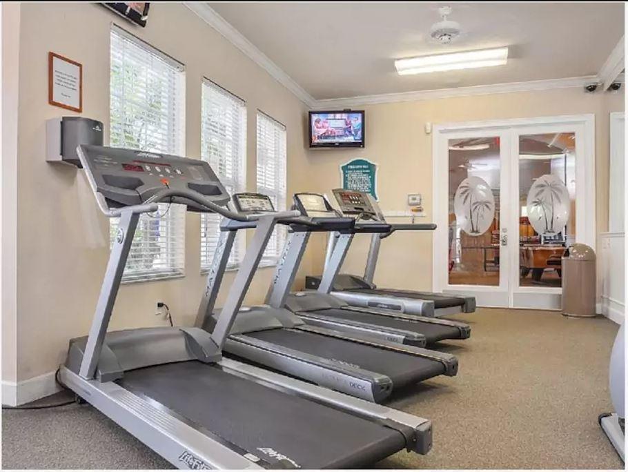 Resort-Style Condo Near Disney World キシミー エクステリア 写真